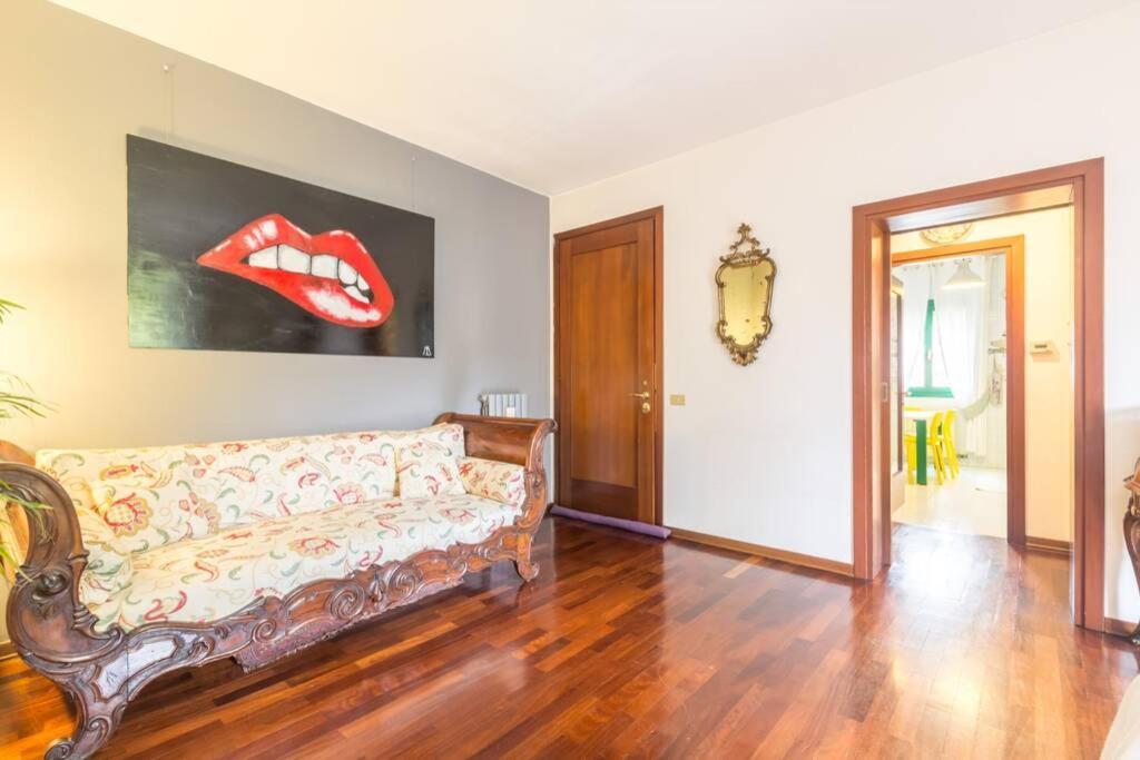 Dadahome Elegante Appartamento Vicino Al Centro Treviso Exterior foto